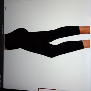 NWT 90 degree black Capri